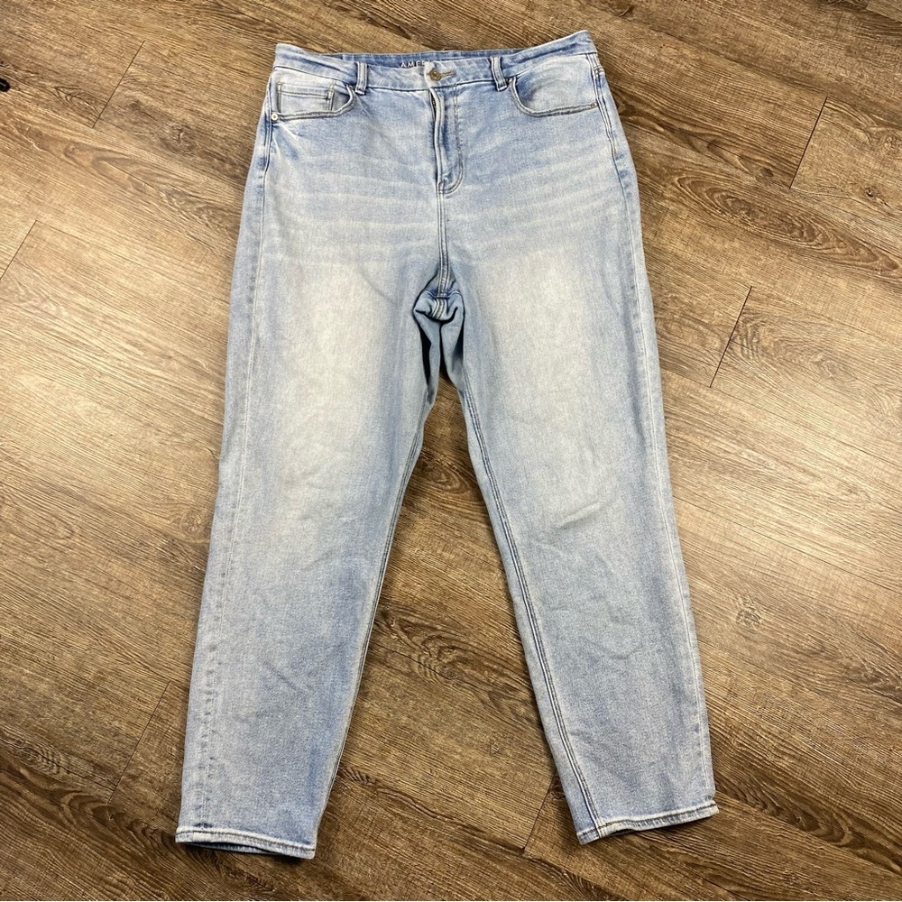 American Eagle Jeans Women 16 Long Curly Mom Jean Faded Straight Next Level Tall